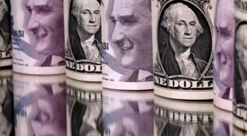 Fitch yöneticisi: 'Döviz piyasası riskli'