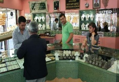 Fiyat artışı, satışları yarı yarıya düşürdü