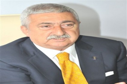 Fiyatlar aracılar tarafından kasıtlı olarak şişiriliyor