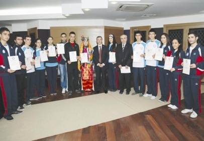 Folklor İl Birincileri Tahmazoğlu’nu ziyaret etti 