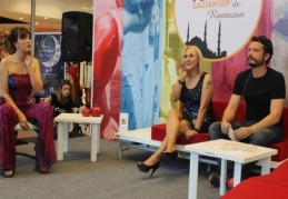 Forum’da Yeşim Salkım vardı