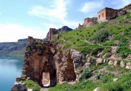 Fotoğraflarla Rumkale kitabı çıktı
