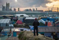 Fransa Calais'deki mülteci kampını boşaltıyor 