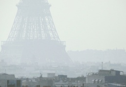 Fransa'da 'hava kirliliğiyle mücadele etmediği için' hükümete rekor ceza