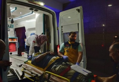 Freni patlayan TIR’dan atlayan sürücü ölümden kurtuldu 