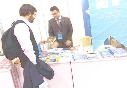 Fuarda kendi yayınlarını tanıttılar