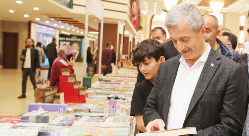 Fuarı, 100 binin üzerinde kitapsever ve öğrenci ziyaret etti