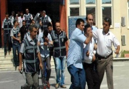 Fuhuş operasyonunda 19 kişi gözaltına alındı