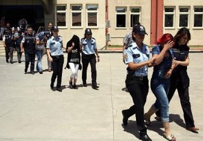 Fuhuş operasyonunda 9 kişi gözaltına alındı 