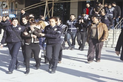 Fuhuş operasyonunda 7 kişi gözaltında