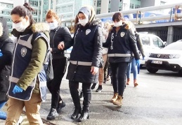 Fuhuş operasyonunda gözaltına alınan 17 kişi adliyede