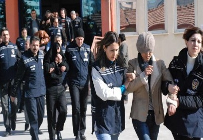 Fuhuş operasyonunda şüphelilerden 6'sı tutuklandı