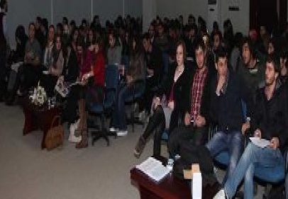 ''Fulbright Bursları'' konulu tanıtım toplantısı düzenlendi 