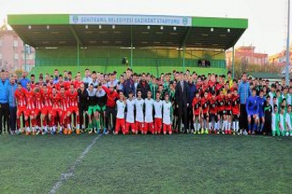 Futbol kulüplerinin antrenör ve sporcuları buluşacak