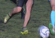 Futbol oynarken dili boğazına kaçan mahkum öldü
