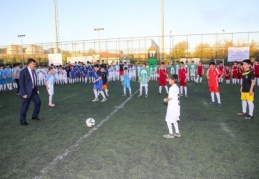 Futbol sevgisiyle yeşil sahada buluştular 
