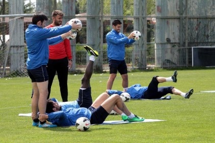 Futbolcular bu maçta mutlak 3 puan hedefliyor