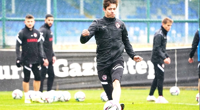 Futbolcular, koordinasyon ve dayanıklılık çalıştılar