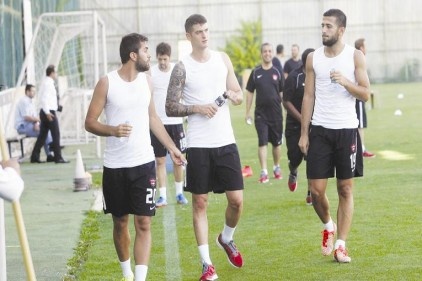 Futbolcular laktat testinden geçti