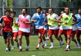 Futbolculara bir günlük izin verildi 