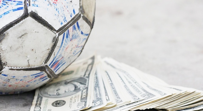 Futbolda son 10 yılda transfere 48,5 milyar dolar harcandı!