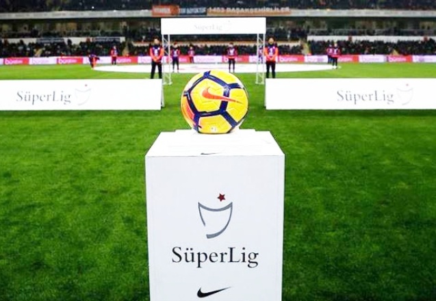 Futbolda Süper Lig'e 19. hafta karşılaşmalarıyla devam edilecek