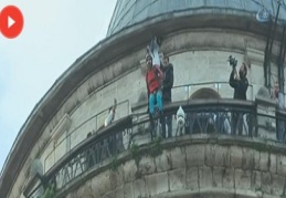 Galata Kulesi'nden ikinci Hezarfen atlayışı