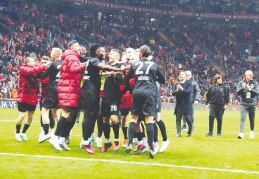 Galatasaray galibiyet serisini 17’e çıkardı