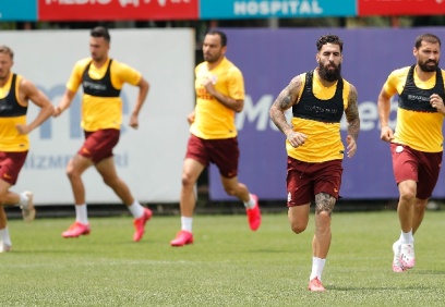 Galatasaray, Gaziantep FK mesaisine başladı