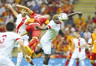 Galatasaray, lige 3 puanla başladı