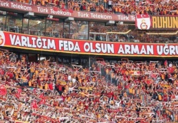 Galatasaray, Lokomotiv Moskova maçının yüzde yüz kapasiteyle oynanmasını istedi