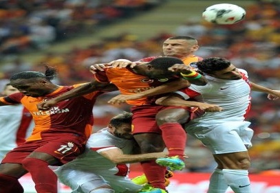 Galatasaray öldü öldü dirildi!.. 2-1