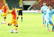 Galatasaray Onyekuru’nun 2 gölü ile galip geldi: 1-2