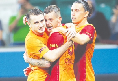 Galatasaray, sezona galibiyetle başladı