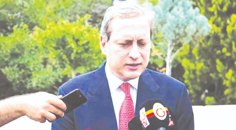 Galatasaray, transfer yasağının kapısından döndü!