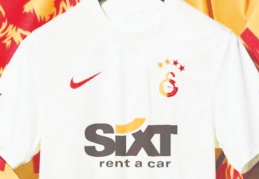 Galatasaray, üçüncü formasını tanıttı