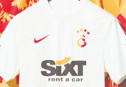 Galatasaray, üçüncü formasını tanıttı