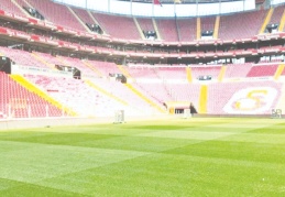 Galatasaray: "Yeniden buluşmamıza çok az kaldı"