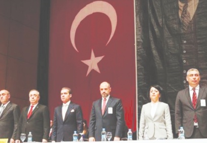 Galatasaray Yöneticisi Mahmut Recevik, Emre Erdoğan ve İlber Aydemir istifa etti