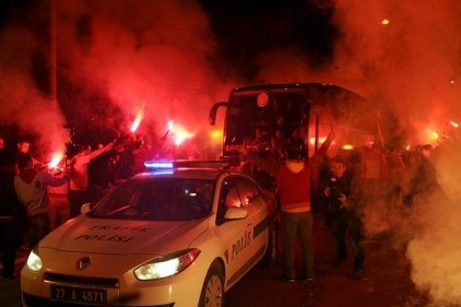 Galatasaray&#8217;a muhteşem karşılama