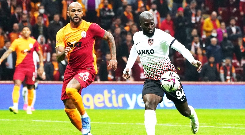Galatasaray'ın golü ofsayt mı? Hakemler ne dedi?
