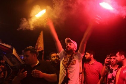 Galatasaray&#8217;ın şampiyonluğu Gaziantep&#8217;te coşkuyla kutlandı 