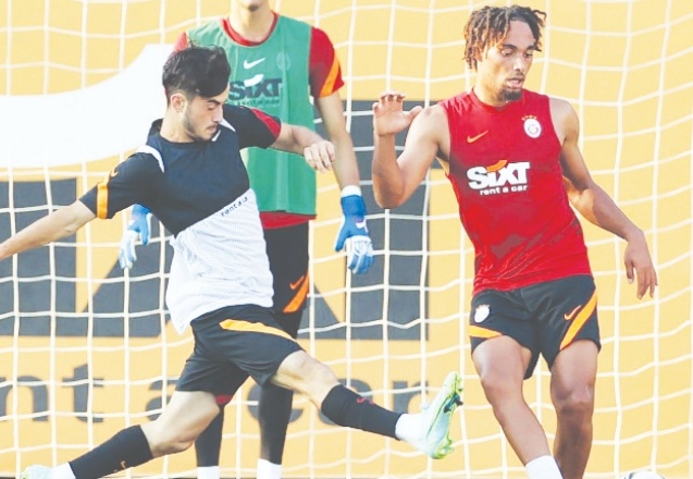 Galatasaray'ın yeni transferleri UEFA listesine eklendi