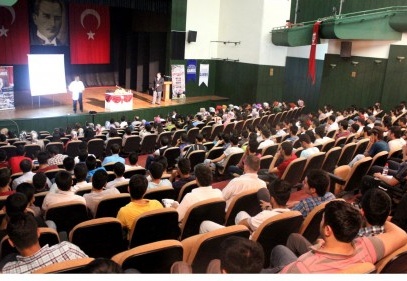 GAMEK’ten üniversite adaylarına seminer 