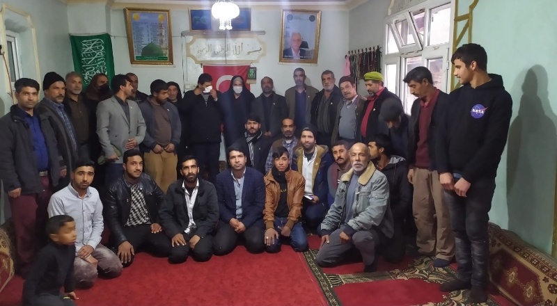 Garibanın, esnafın, çiftçinin ve tüm toplumun sesi olacağız