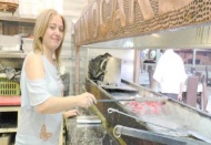 Gastronomi kenti Gaziantep'te kadınlar ön saflara geçiyor