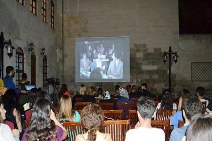 GAÜN Cenani Konağı&#8217;nda açık havada yazlık sinema gösterisi