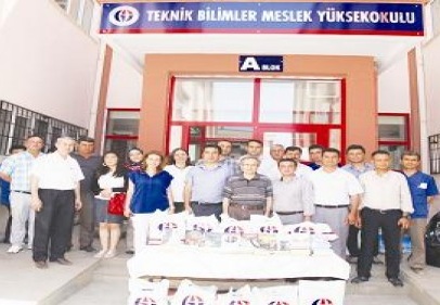 GAÜN öğrencileri cezaevi için kütüphane oluşturdu