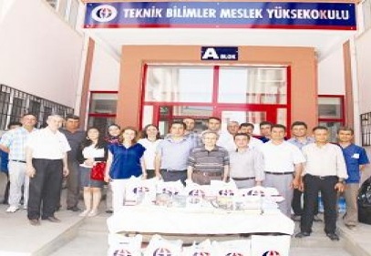 GAÜN öğrencileri cezaevi için kütüphane oluşturdu