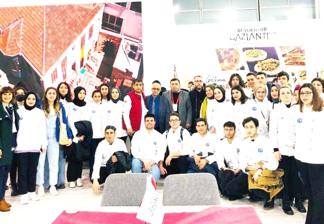GAÜN öğrencileri, I. Mezopotamya Turizm ve Gastronomi Fuarına katıldı